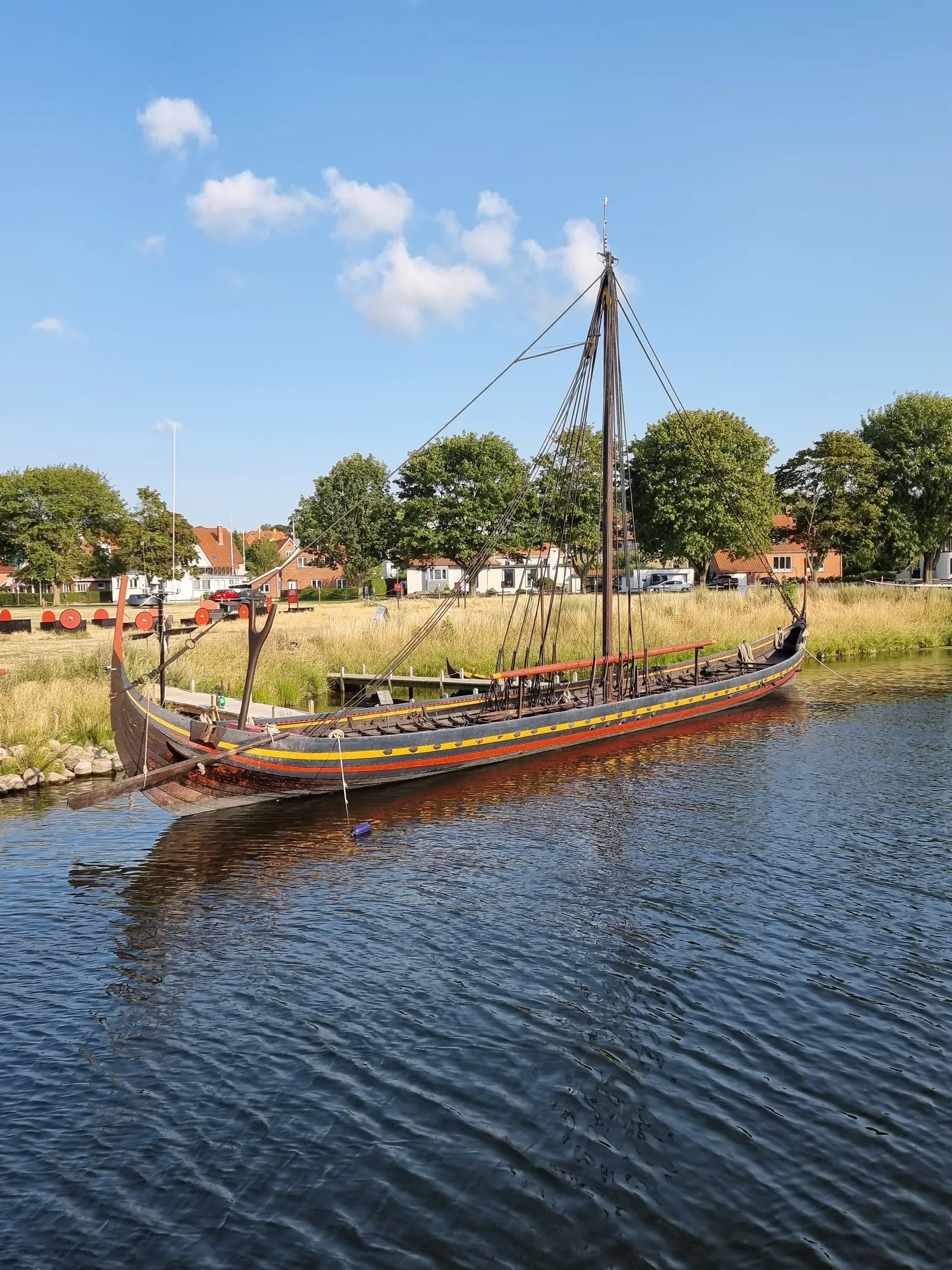 Vikingeskib ved Vikingeskibsmuseet i Roskilde – mobil cykelsmed i Roskilde